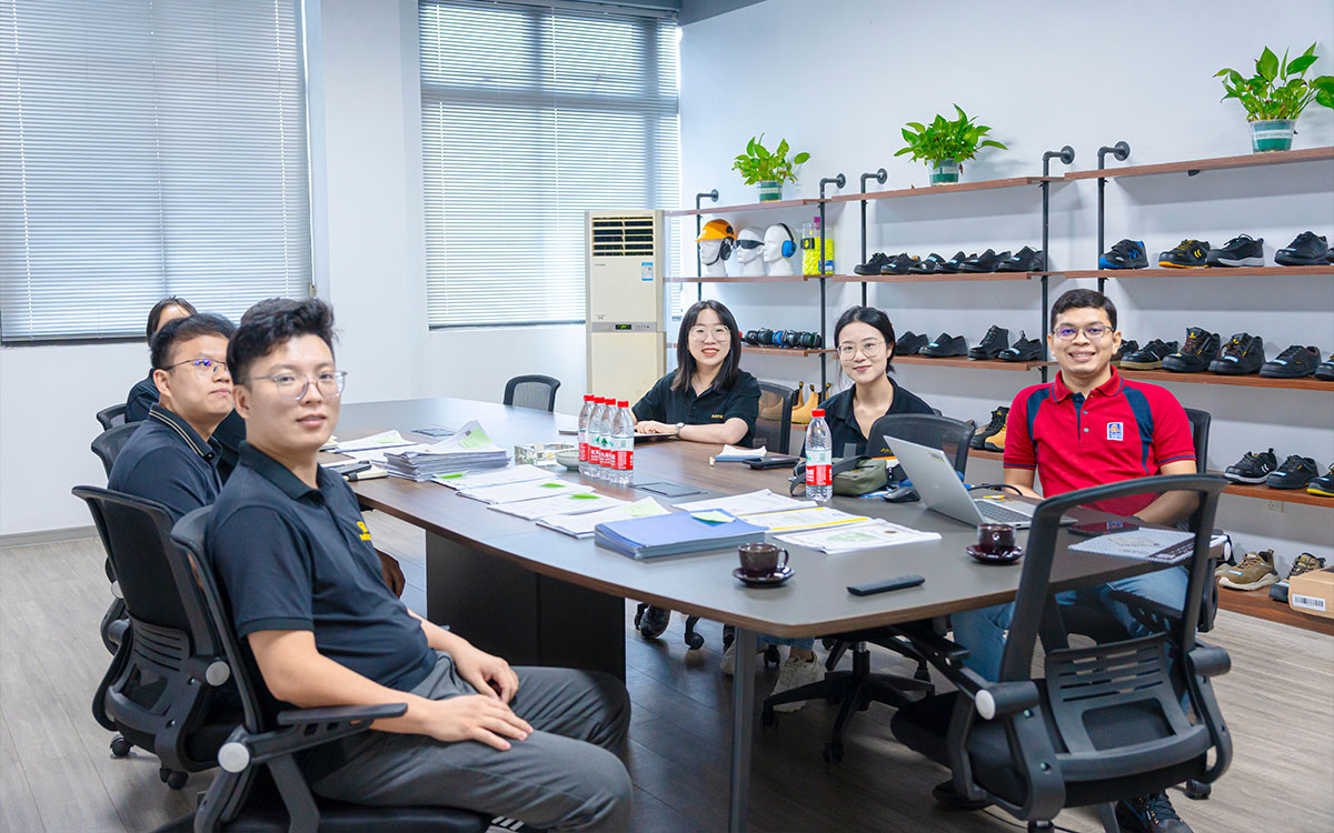 Service-Team